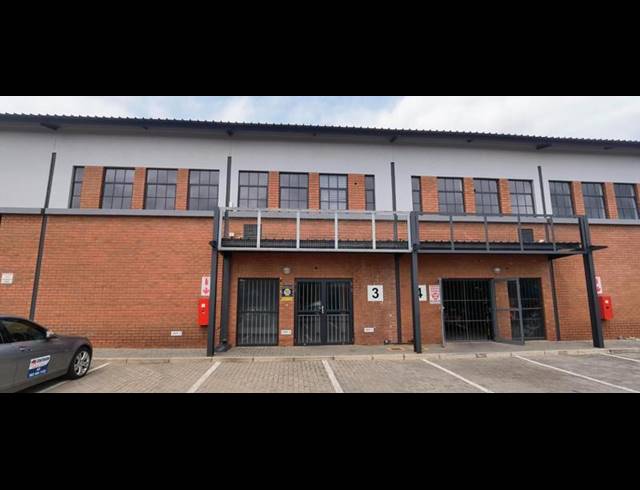 INDUSTRIAL PROPERTY TO RENT IN MONTANA PARK